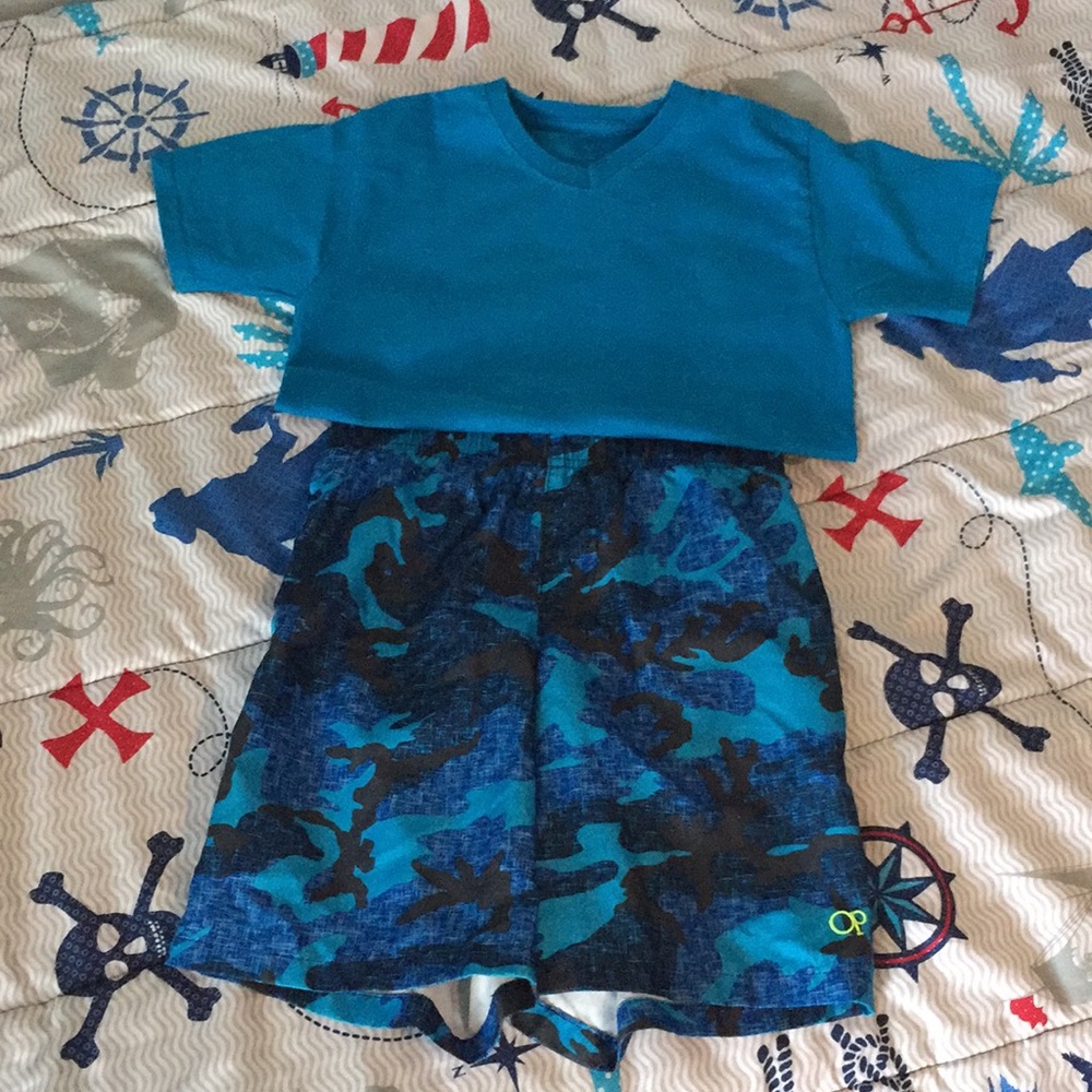 Boys Op Swim trunks & Fruit of the loom T-shirt